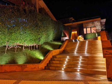 escaleras de entrada